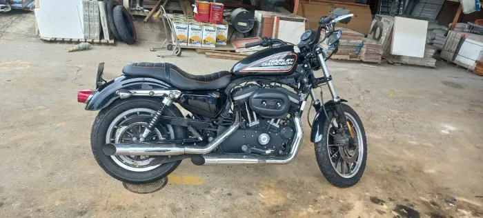 Harley-Davidson 883R - 2012