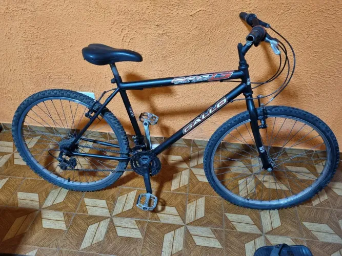 vendo bike aro 26 com marchas em bom estado