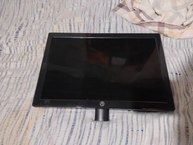 Monitor 15.40