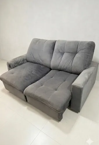 BAIXOU O PREÇO! Vendo sofá retrátil (Usado em bom estado)