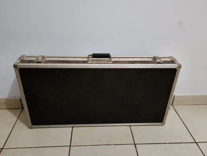Case Pedal Guitarra
