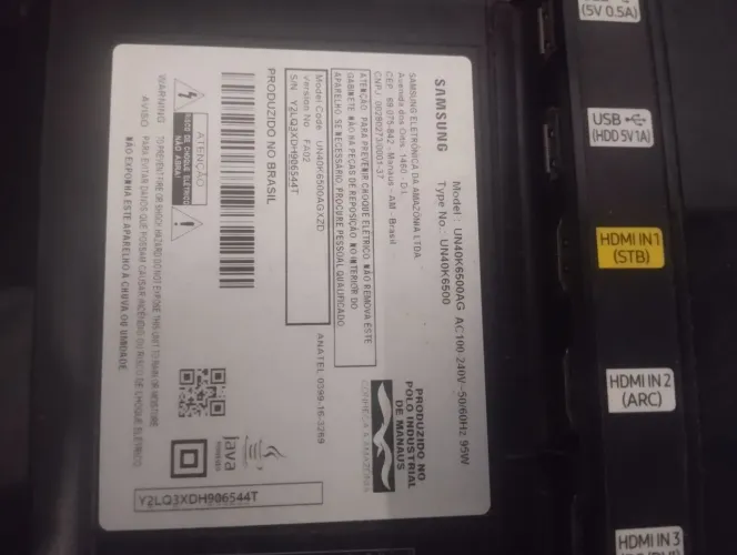 Tv smart  Samsung tela curva 40 , a tela não presta