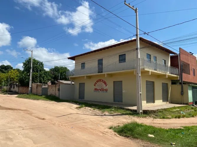 Ponto comercial e casa em alter