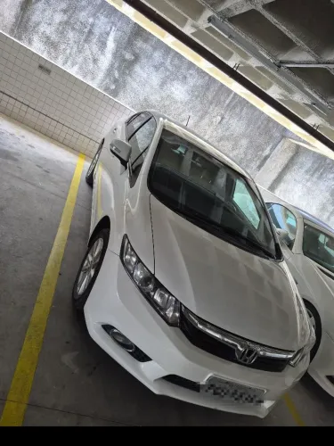 Honda Civic Sedan LXR 2.0 Flexone 16V Aut. 4P 2014