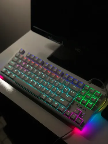 Teclado gamer led