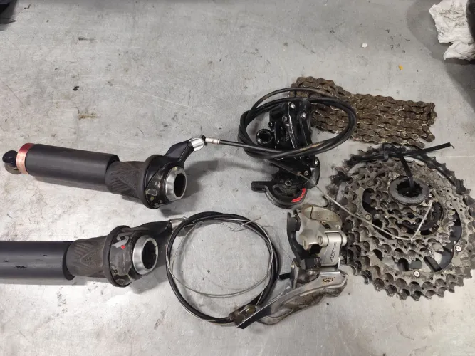 Kit trocadores Sram Grip Shift e câmbios