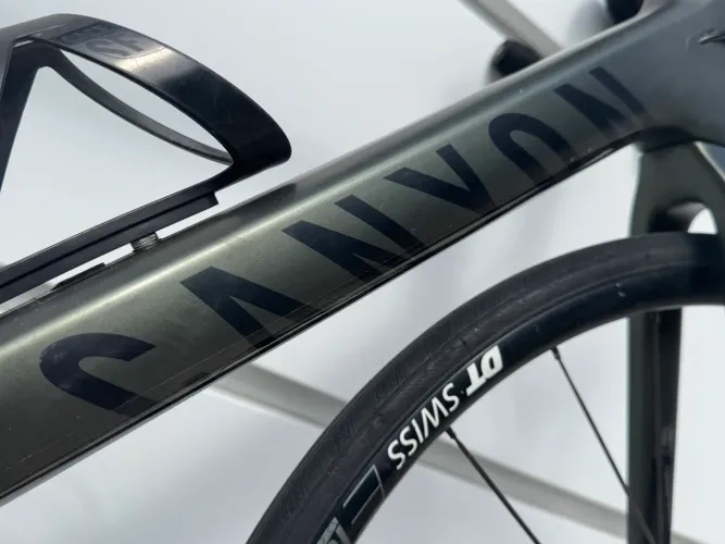 Vendo road bike / speed Canyon CF SL
