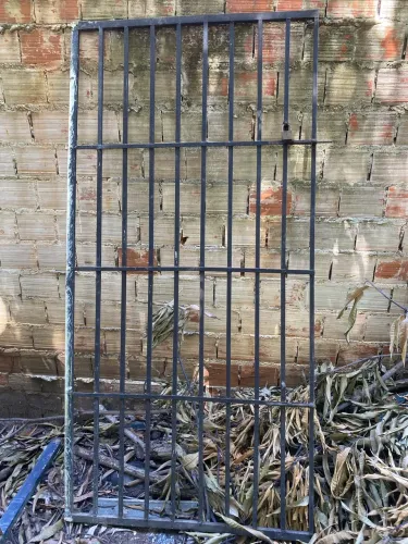 Grade para porta