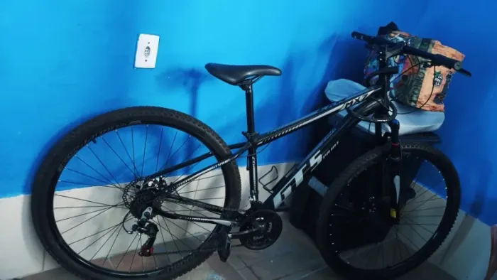 Vendo bicicleta aro 29 completa sem nenhum arranhão