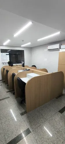Plataforma Acoplada com estações de trabalho (GABINETES)