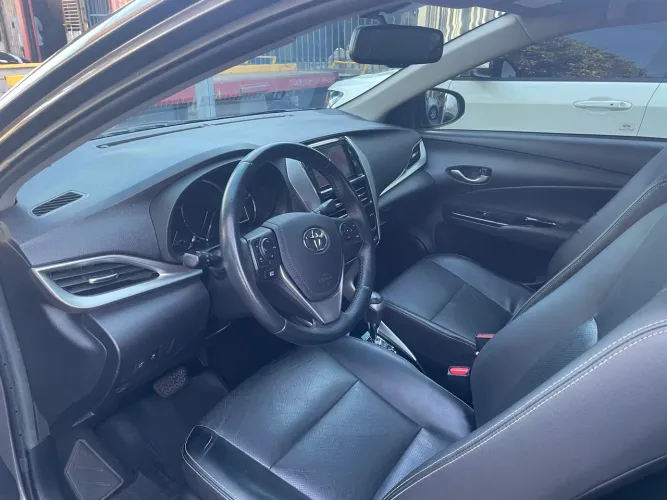 Toyota Yaris XS Connect Sedan 1.5 Flex 16V AUT 2022
