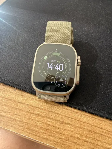 Apple Watch Ultra 2 - 90% Bateria