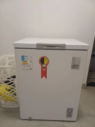 FREEZER MIDEA 150L - R$ 1.100 Freezer Horizontal Midea RCFA12 - 220V