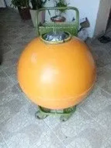 Carrinho de picolé laranjinha