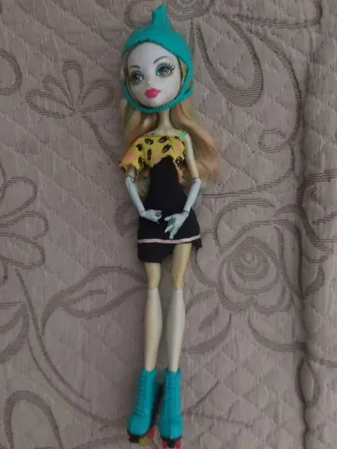 Boneca monster high