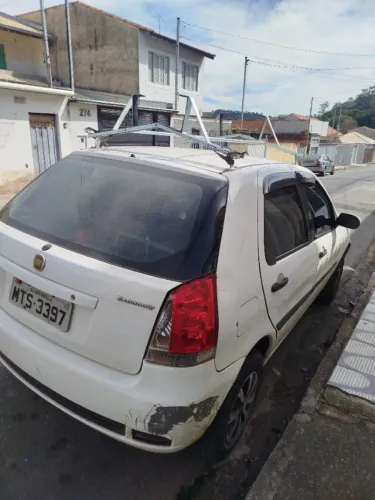 Fiat Palio 1.0 Economy Fire Flex 8V 4P 2011
