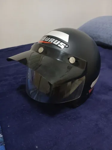 Capacete
