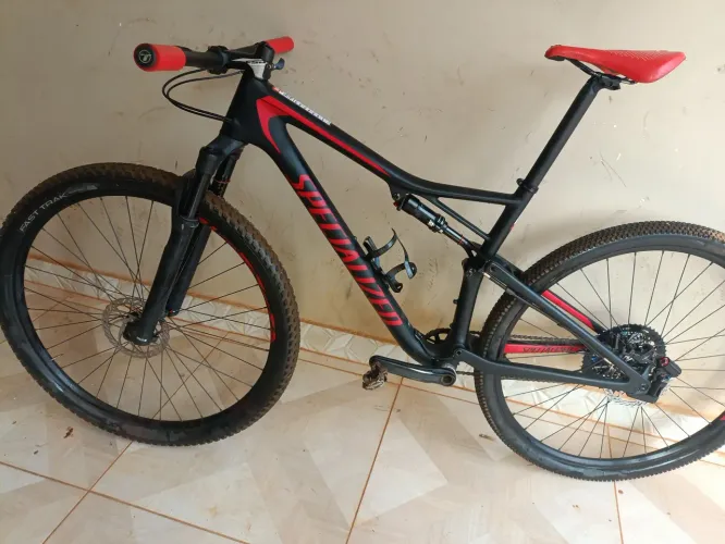 Full épic carbono Specialized