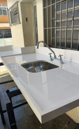Pia Quartzo branco 2,20x65