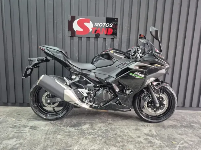 Kawasaki Ninja 660 cc 