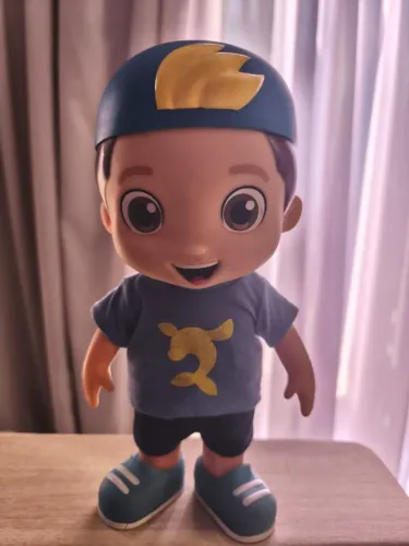 Boneco Luccas Neto 