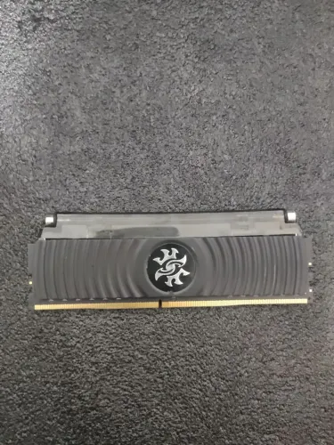 Memória RAM XPG Spectrix D80 RGB Liquid Cooling DDR4 8GB 3200MHz