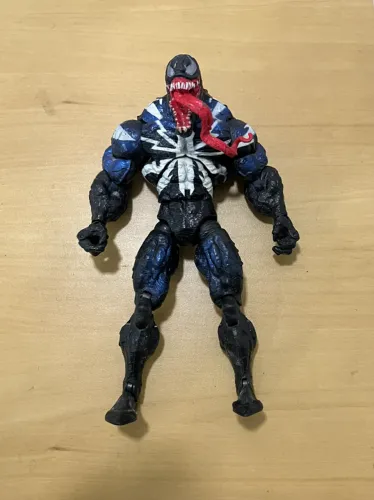 Action Figure Marvel Legends Spider-Man Classics - Venom Jaw Slash (ToyBiz)