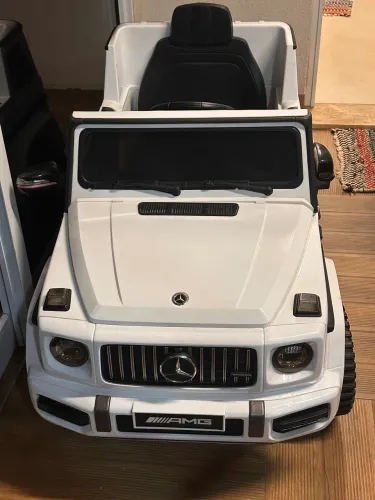 Carro elétrico Mercedes benz