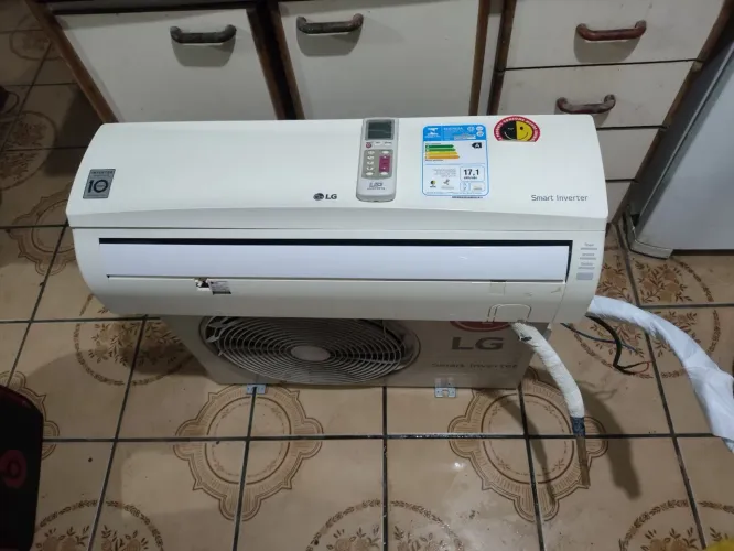 Ar condicionado LG inverter 9.000btus.
