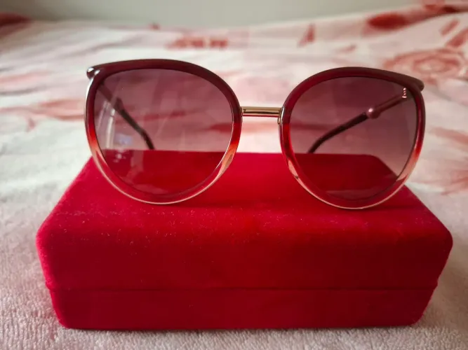 Óculos de sol , feminino Carolina Herrera