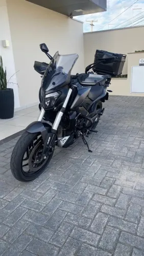 Moto Bajaj Dominar 400 - Ano 2025 - Apenas 7.500 km