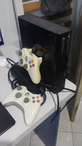 Xbox 360 Super Slim Desbloqueado LT 3.0