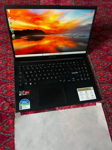 NOTEBOOK ASUS RYZEN 7 5700U - 8GB - 512GB SSD - NOVÍSSIMO!