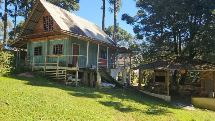 Refúgio à beira do Rio Maurício Propriedade de 3.700 m em Mandirituba Fazenda Rio Grande