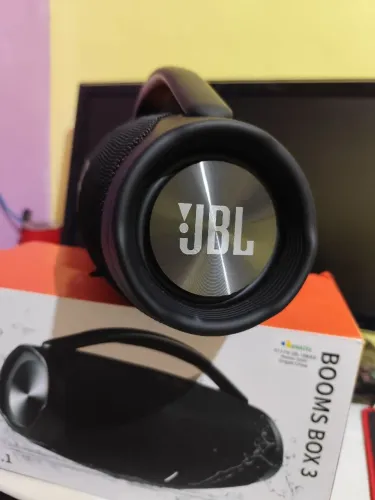 Caixa boombox Tamanho 39 