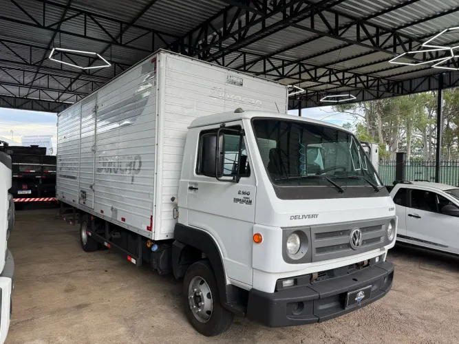 Volks 8160 baú 2018