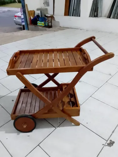 Carrinho de bebidas rústico 