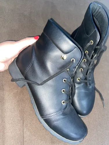 Bota feminina sapatinho de luxo TAM 35