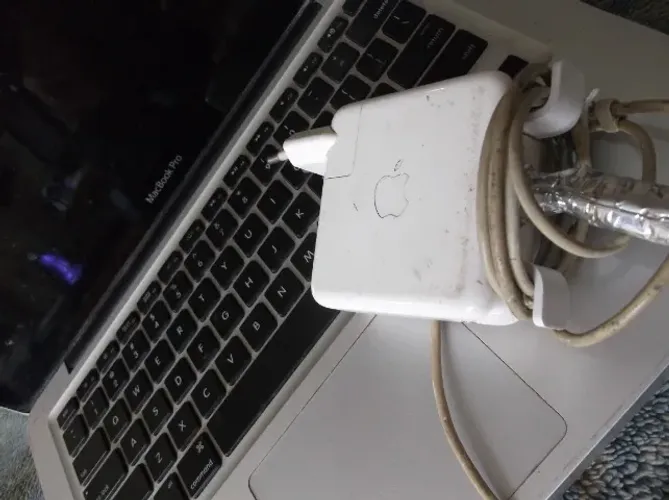 macbook pro core i5 4gb 