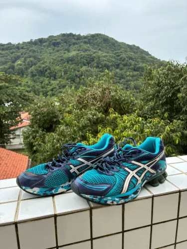 Mizuno Wave Creation