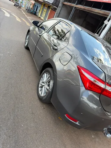Toyota Corolla Altis 2.0 Flex 16V Aut. 2015