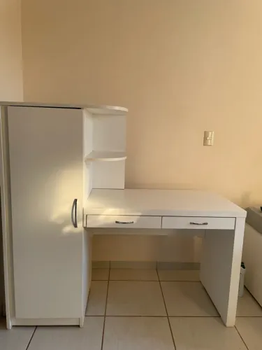 Armário mesa de escritório 