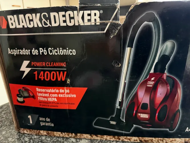 Aspirador de Pó Ciclônico Power Cleaning 1400W da Black & Decker (Modelo A4V)