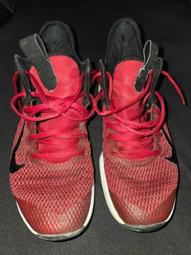 Nike LeBron Witness 4 "Gym Red"