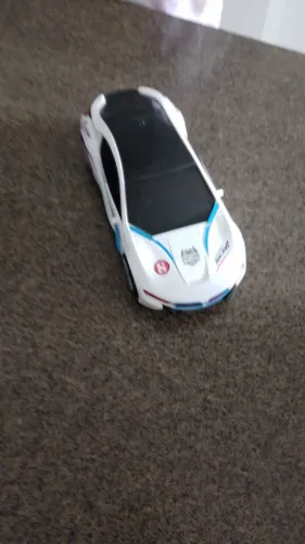 Carro elétrico infantil que vira ROBÔ