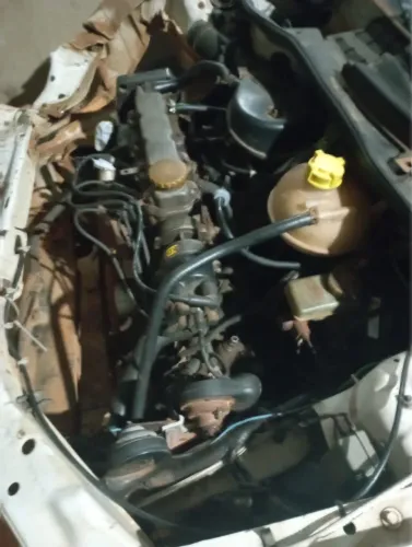 Corsa wind batido porem nao afetou parte do motor. Motor 1.6 mais informações *