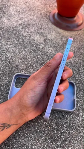iPhone 12