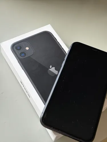 iPhone 11