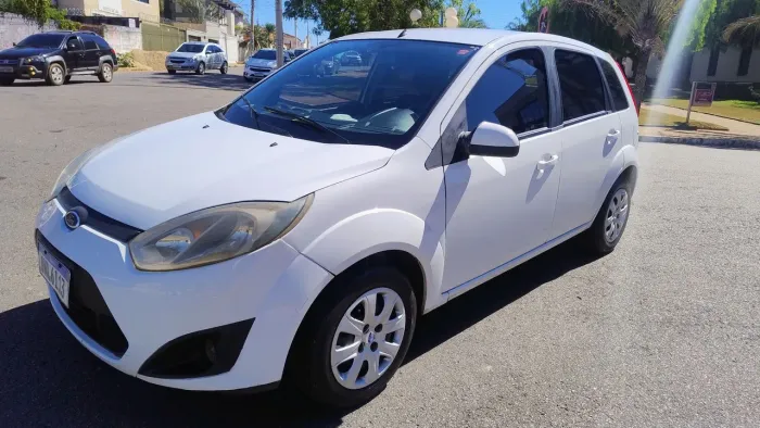 Ford Fiesta 1.6 16V Flex Mec. 5P 2014