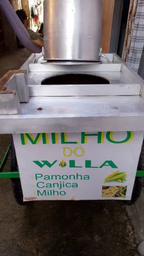 Vende-se carro de milho